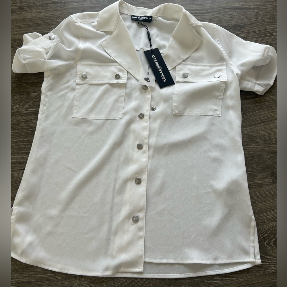 Karl Lagerfeld Top. Size XXS. NEW